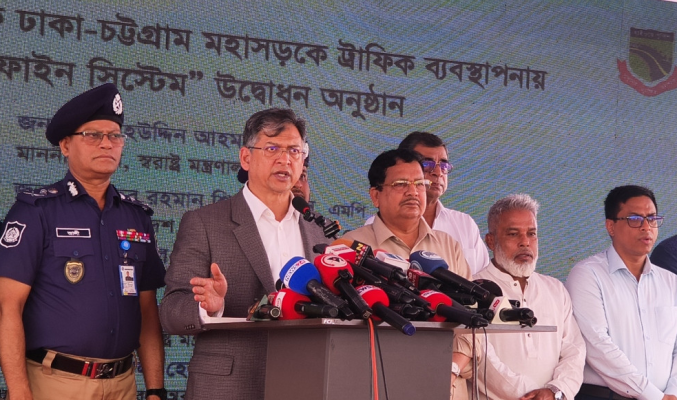 ঢাকা-চট্টগ্রামসহ দেশের কোনো মহাসড়কে চলবে না থ্রি-হুইলার: স্বরাষ্ট্রমন্ত্রী